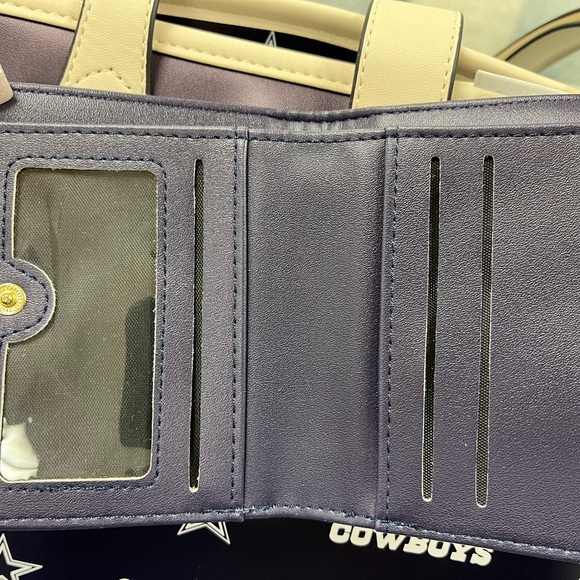 Dallas Cowboys tote purse with a wallet. New - Picture 2 of 7